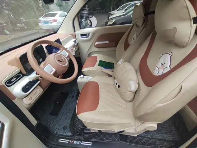 Wuling Hongguang Mini EV — Фото автомобиля 11