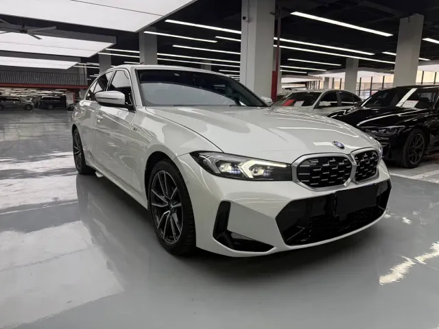 BMW 3 Series — Фото автомобиля 3