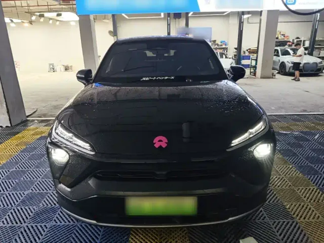 Nio EC6 — Фото автомобиля 2