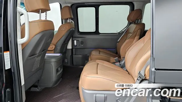 Hyundai Staria Staria — Фото автомобиля 12