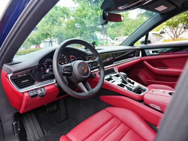 Porsche Panamera — Фото автомобиля 6