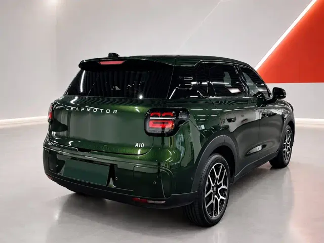 Leapmotor A10 — Фото автомобиля 6