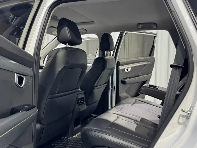 Wuling Asta — Фото автомобиля 13