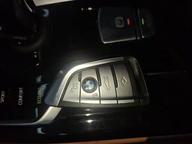 BMW 6 Series Gran Turismo — Фото автомобиля 8