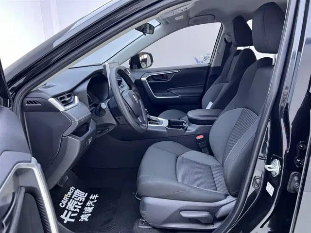 Toyota Wildlander — Фото автомобиля 15