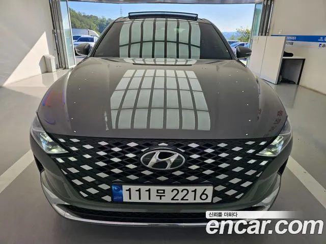 Hyundai Grandeur New — Фото автомобиля 3
