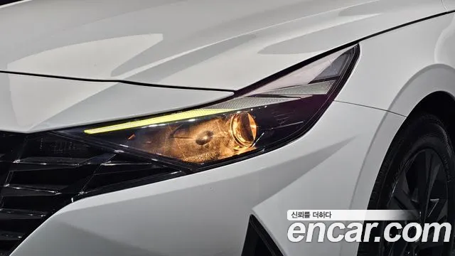 Hyundai Avante CN7 — Фото автомобиля 7