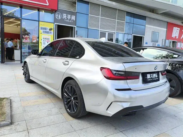 BMW 3 Series — Фото автомобиля 9