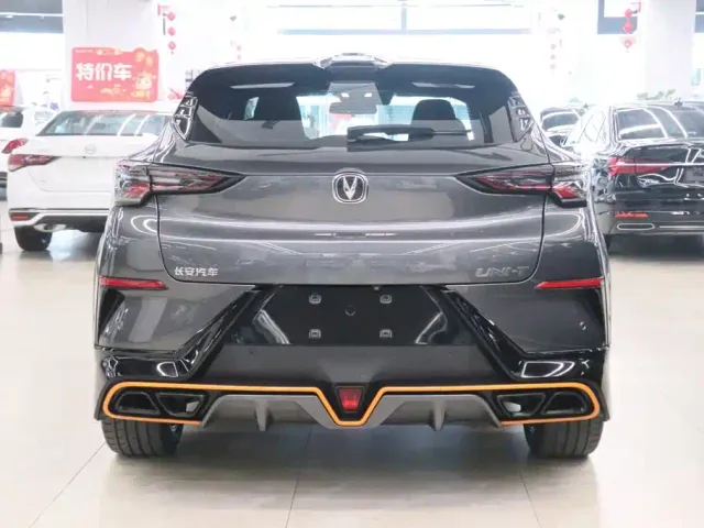 Changan UNI-T — Фото автомобиля 4