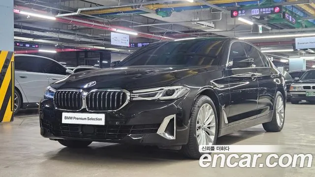 Фотография автомобиля — BMW 5 Series G30