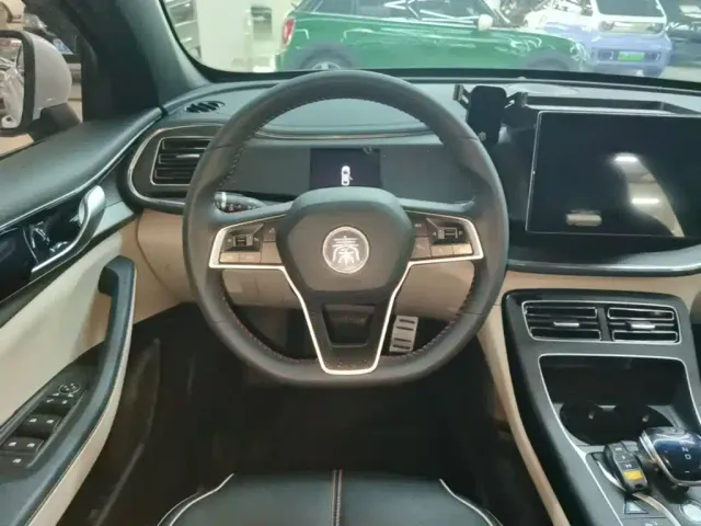 BYD Qin PLUS — Фото автомобиля 10
