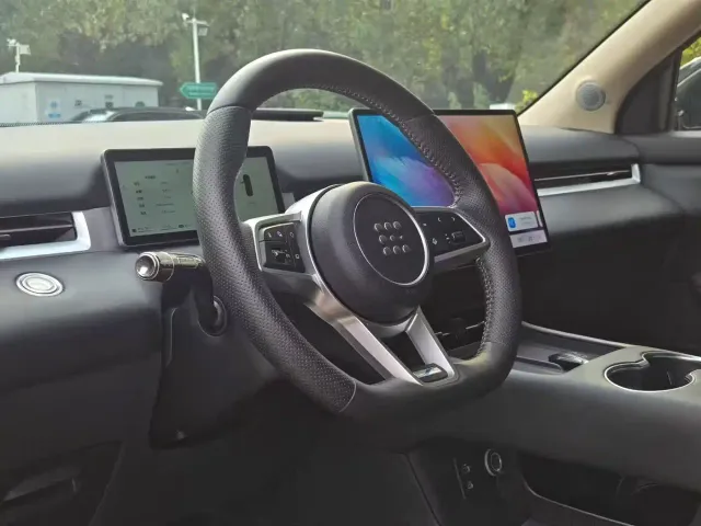 Landian E5 PLUS — Фото автомобиля 4