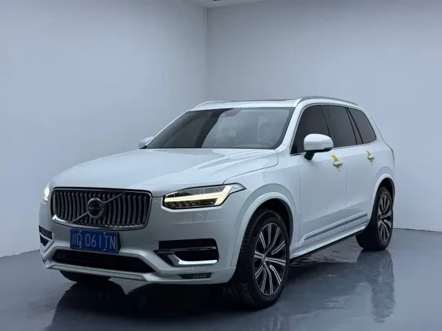Фотография автомобиля — Volvo XC90