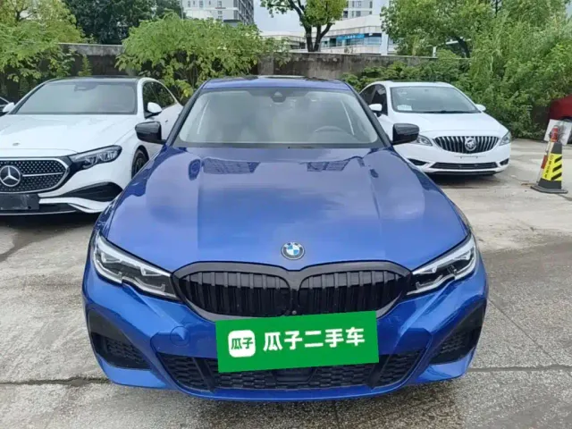 BMW 3 Series — Фото автомобиля 2