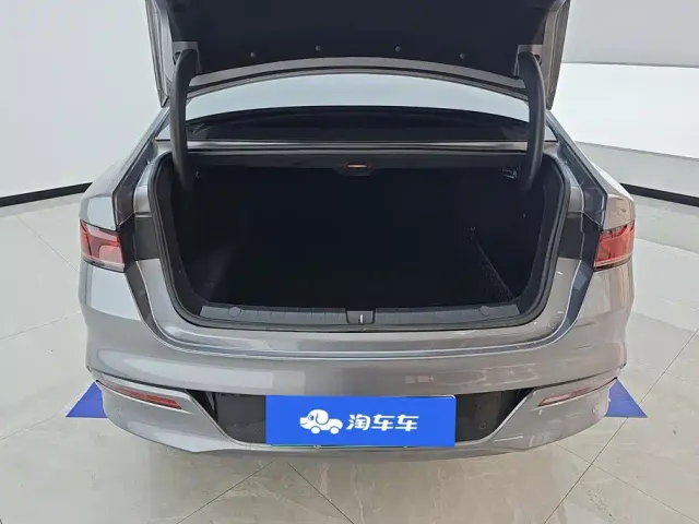 BYD Qin PLUS — Фото автомобиля 4