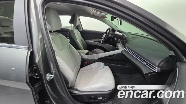 Hyundai AVANTE Avante (CN7) — Фото автомобиля 26