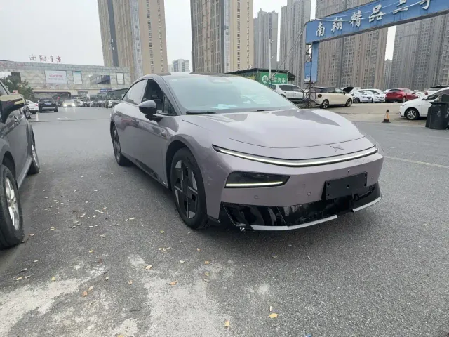 Xpeng P7+ — Фото автомобиля 3