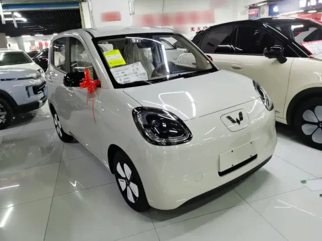 Wuling Hongguang Mini EV — Фото автомобиля 3