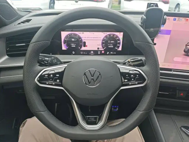 Volkswagen Tayron — Фото автомобиля 10
