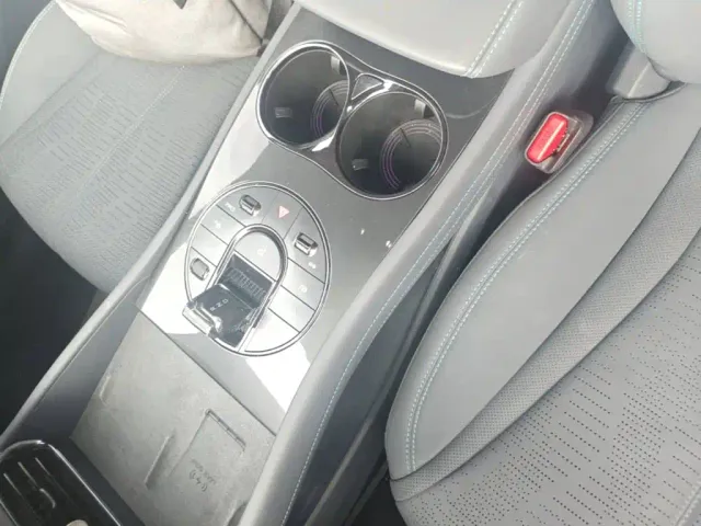 BYD Seal 06 GT — Фото автомобиля 13