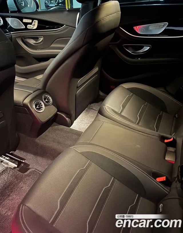 Mercedes-Benz AMG GT 4 двери 43 4MATIC+ — Фото автомобиля 16