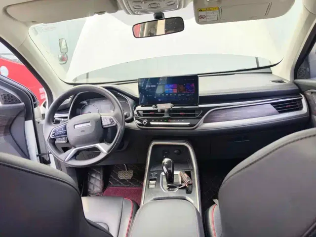 Haval H6 — Фото автомобиля 12