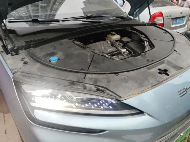 BYD Song PLUS — Фото автомобиля 22