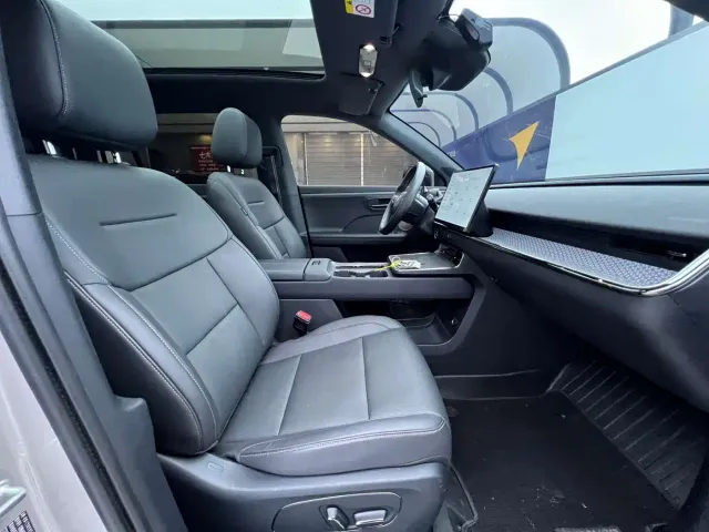 Toyota BoZhi 3X — Фото автомобиля 18