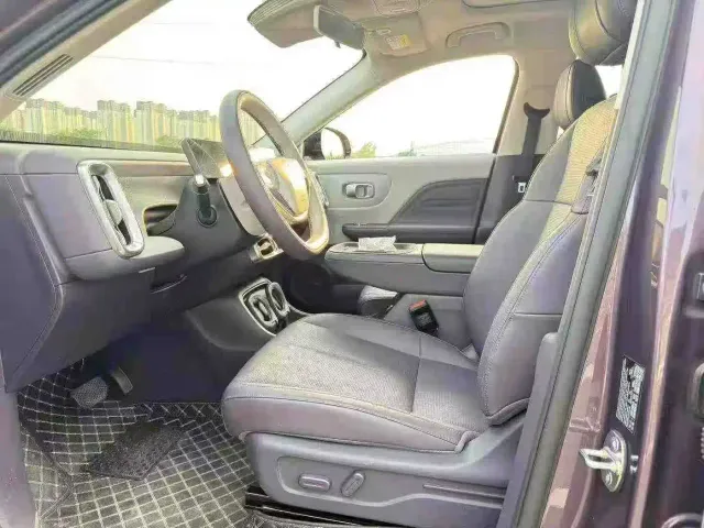 Leapmotor B10 — Фото автомобиля 4