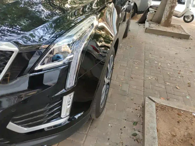 Cadillac XT5 — Фото автомобиля 5