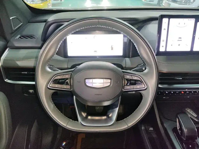 Geely Haoyue L — Фото автомобиля 10