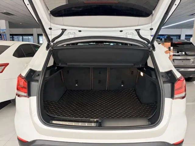 BMW X1 — Фото автомобиля 18