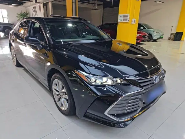 Toyota Avalon — Фото автомобиля 21