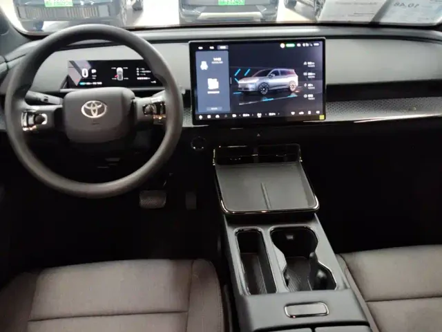 Toyota BoZhi 3X — Фото автомобиля 12