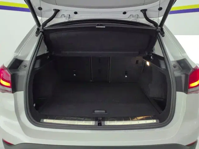 BMW X1 — Фото автомобиля 4