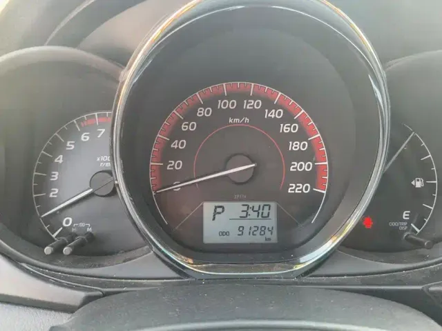 Toyota Vios — Фото автомобиля 14
