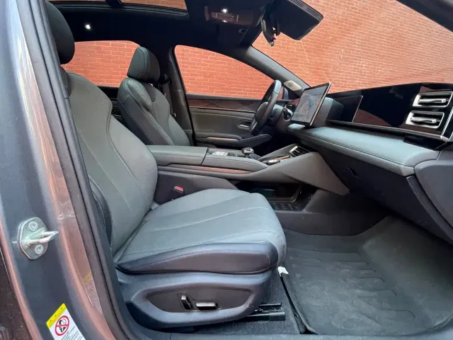 BYD Qin L — Фото автомобиля 12
