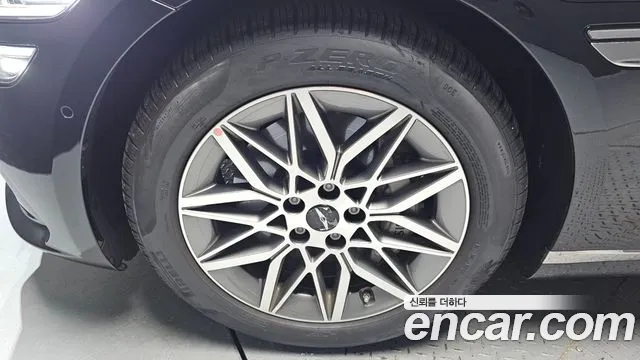 Genesis G80 Бензин 2.5 турбо 2WD — Фото автомобиля 3