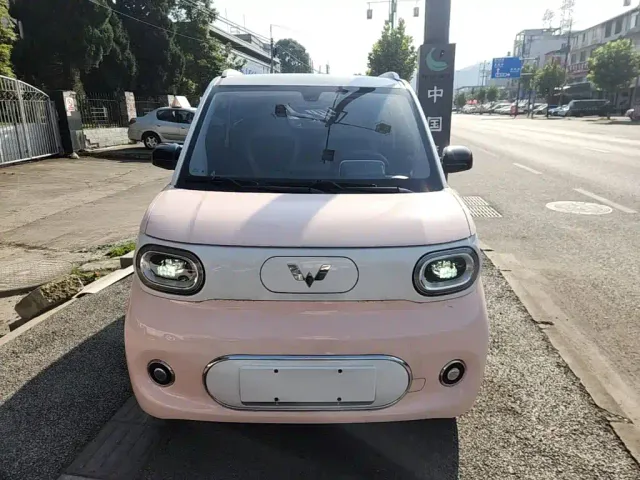 Wuling Hongguang Mini EV — Фото автомобиля 2