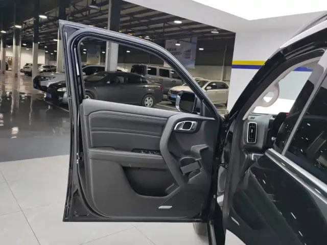Haval Big Dog — Фото автомобиля 7