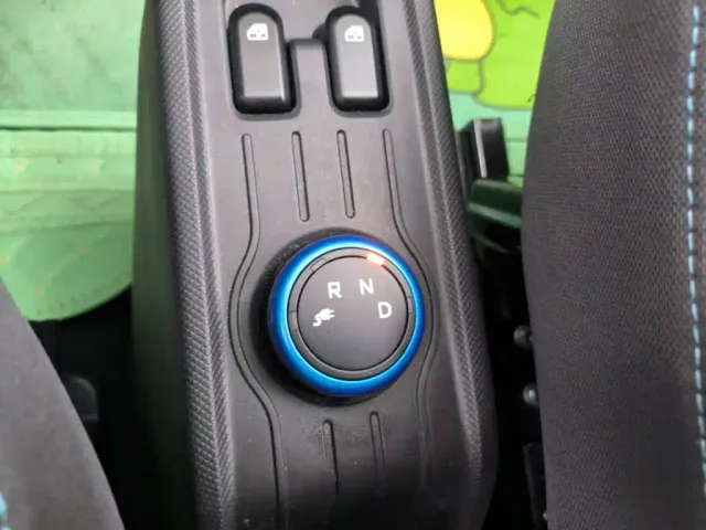 Wuling Hongguang Mini EV — Фото автомобиля 10