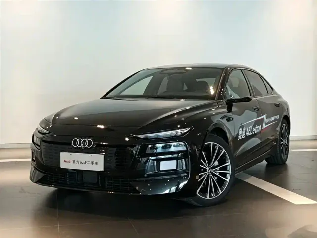 Фотография автомобиля — Audi A6L e-tron