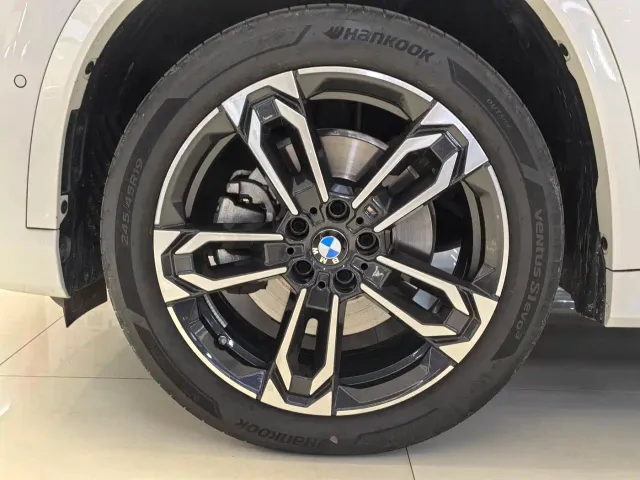 BMW X1 — Фото автомобиля 16