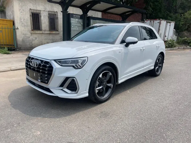 Audi Q3 — Фото автомобиля 2