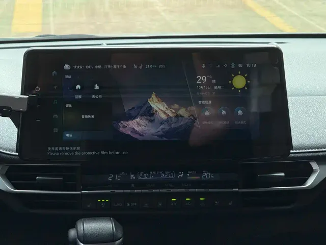 Toyota Sienna — Фото автомобиля 13