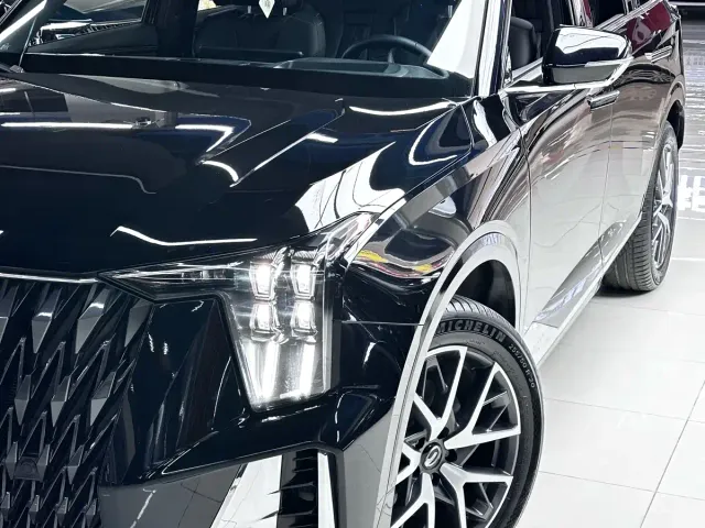 GAC Trumpchi GS8 — Фото автомобиля 2