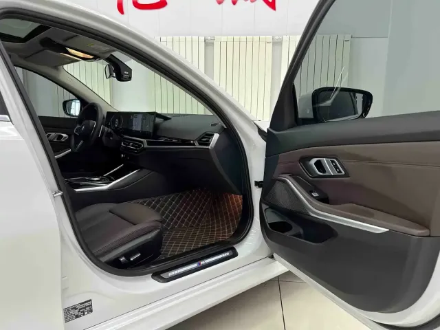 BMW 3 Series — Фото автомобиля 20