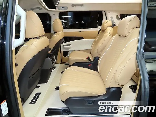 Kia Canival Новый Carnival 4 поколение Дизель 9 мест Hi-Limousine (Спецкузов) — Фото автомобиля 10
