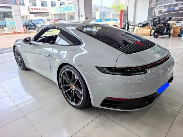 Porsche 911 — Фото автомобиля 3