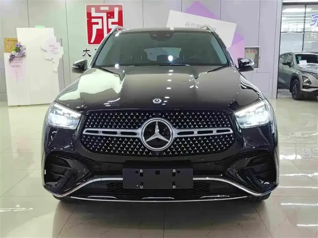 Mercedes-Benz GLE-Class — Фото автомобиля 2